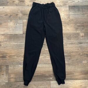 Lululemon Black Womens Joggers Size 2 Never Worn No Tags Great Condition